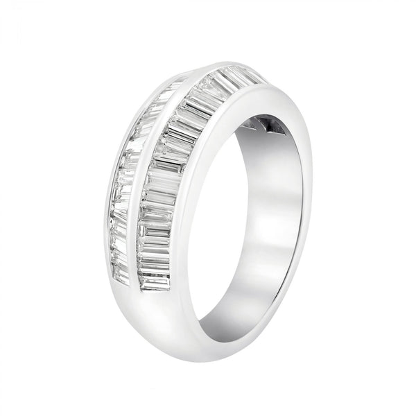 18ct white gold 1.67ct baguette cut diamond half eternity ring