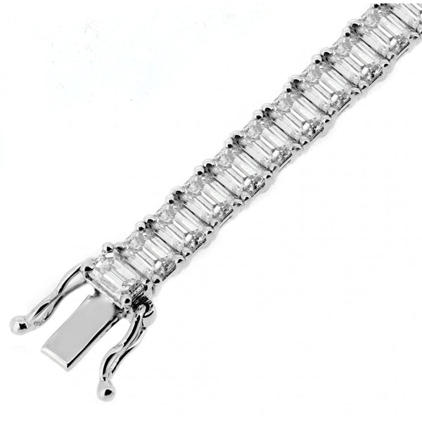 18ct white gold 9.30ct emerald cut diamond bracelet