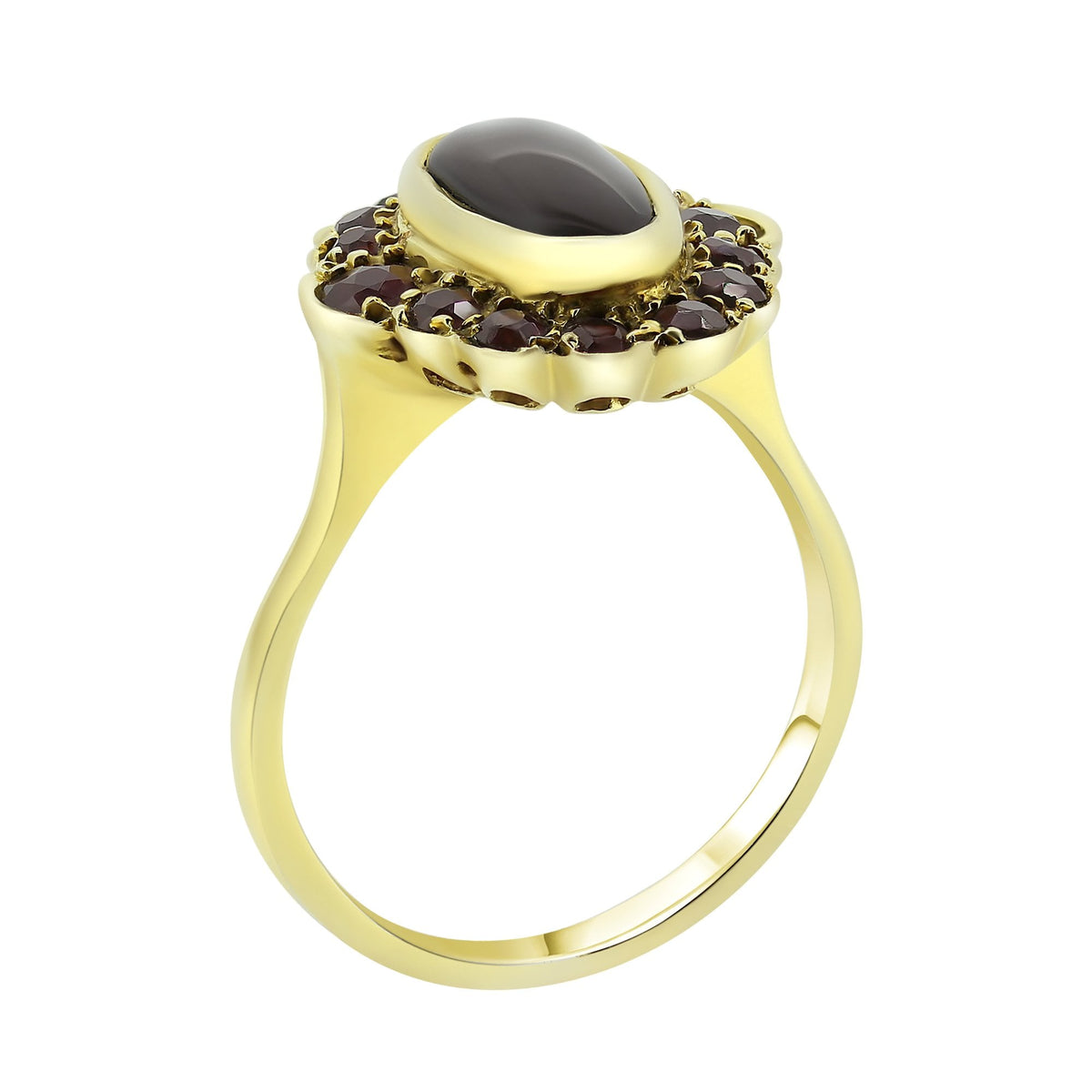 Preowned 9ct yellow gold garnet cluster ring