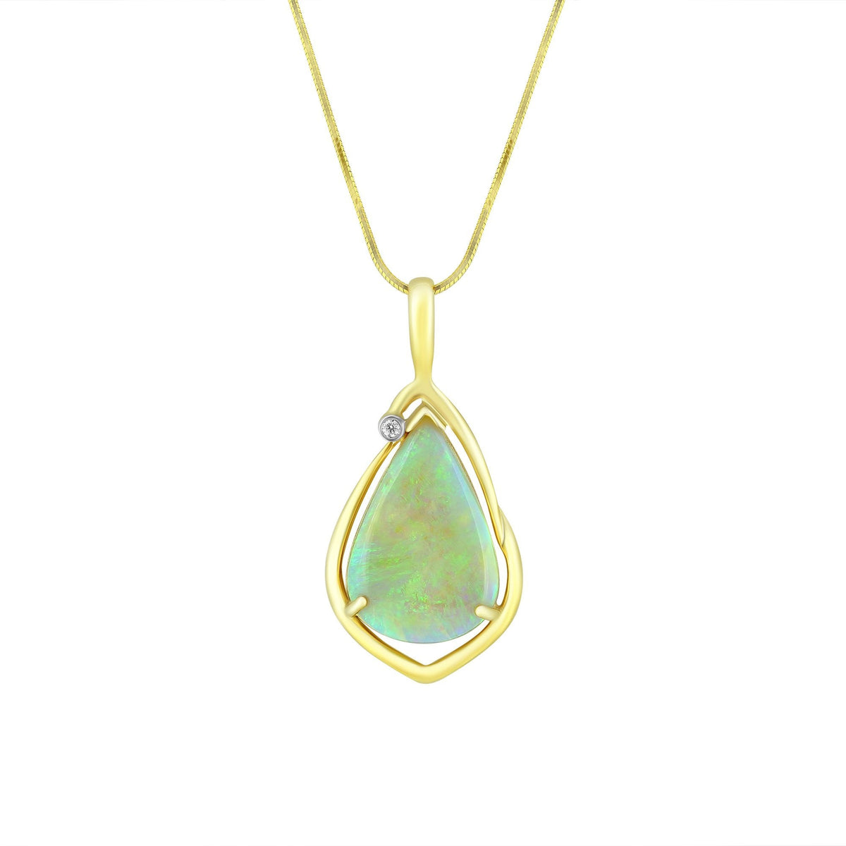 14ct yellow gold 8.75ct natural opal & 0.02ct diamond pendant