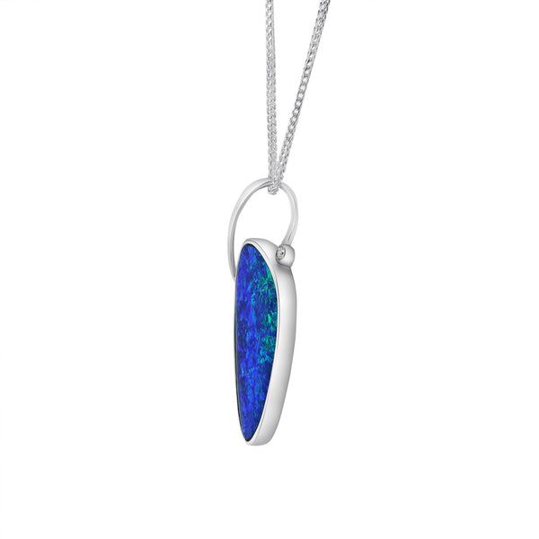 14ct white gold 4.35ct opal doublet & 0.02ct diamond pendant