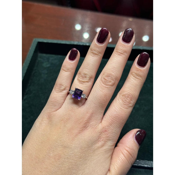 18ct yellow gold 2.18ct amethyst & 0.40ct diamond 3 stone ring