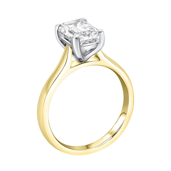 Lab grown 18ct yellow gold 3.00ct D VVS2 IGI emerald ring