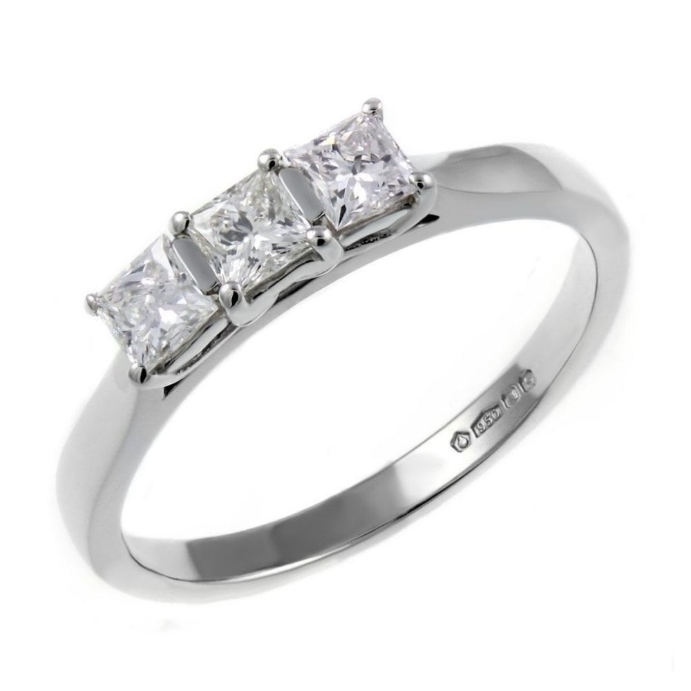 Platinum 0.50ct princess cut diamond 3 stone ring