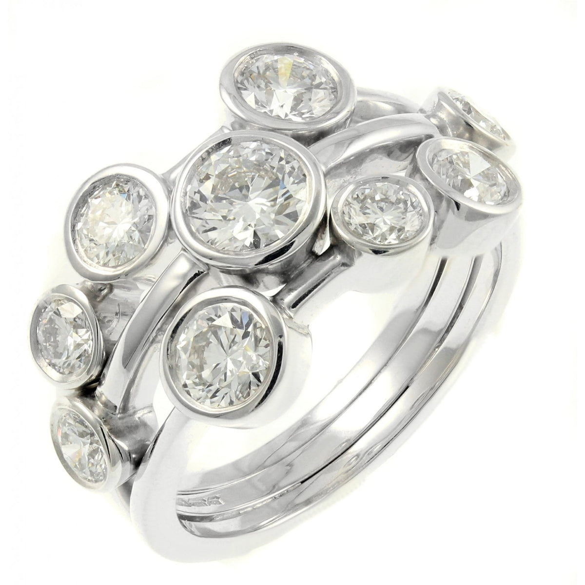 Platinum 3.19ct GIA round brilliant cut diamond cluster ring