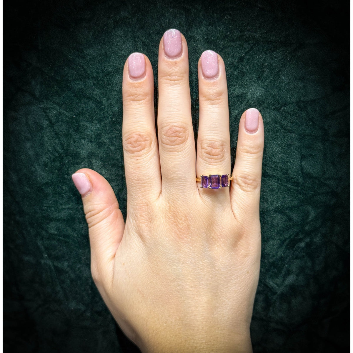 9ct yellow gold 7x5mm & 6x4mm amethyst 3 stone ring
