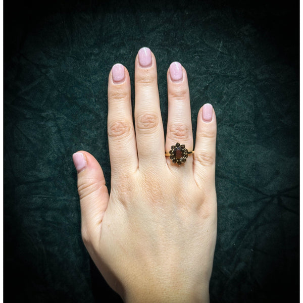 9ct yellow gold 9mm x 7mm smoky quartz cluster ring