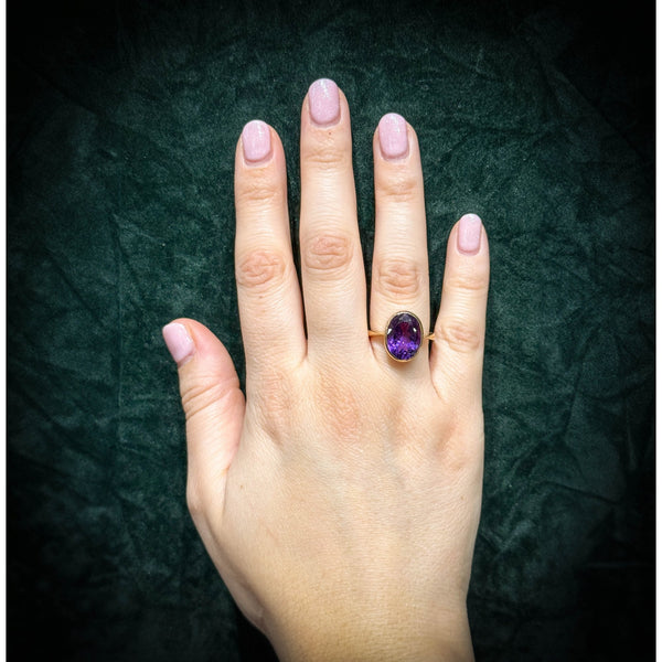 9ct yellow gold 14mm x 10mm oval amethyst ring