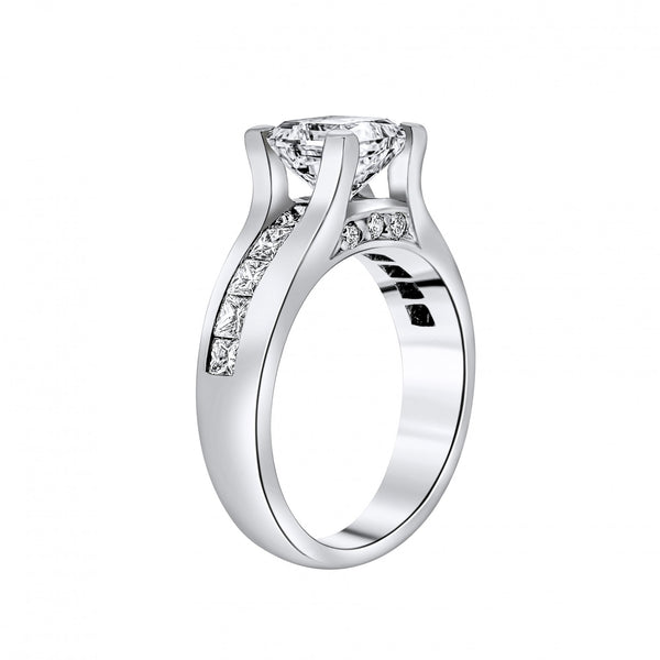 Preowned platinum 2.00ct princess cut diamond ring