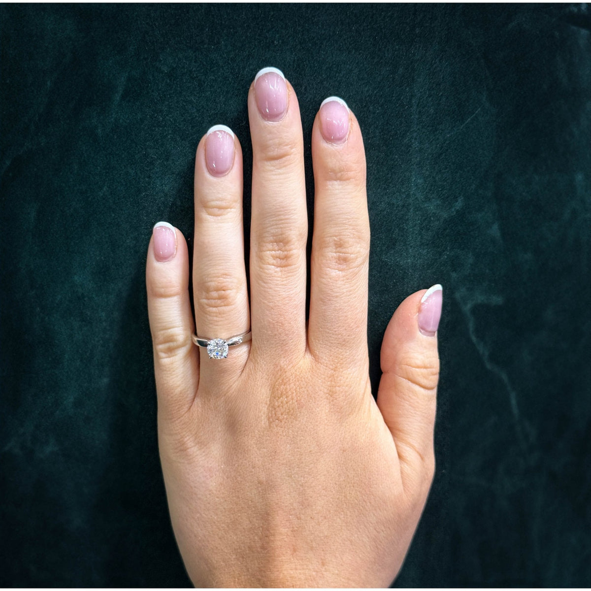 Lab grown platinum 1.00ct D VVS2 IGI round diamond ring