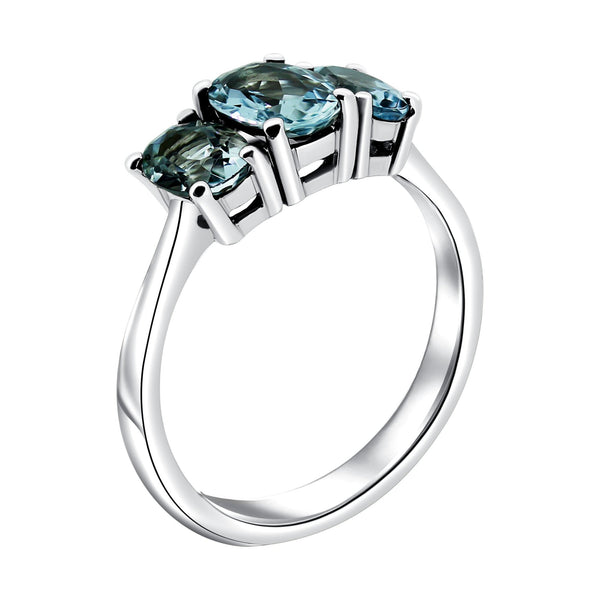 Platinum 7x5mm & 6x4mm aquamarine 3 stone ring