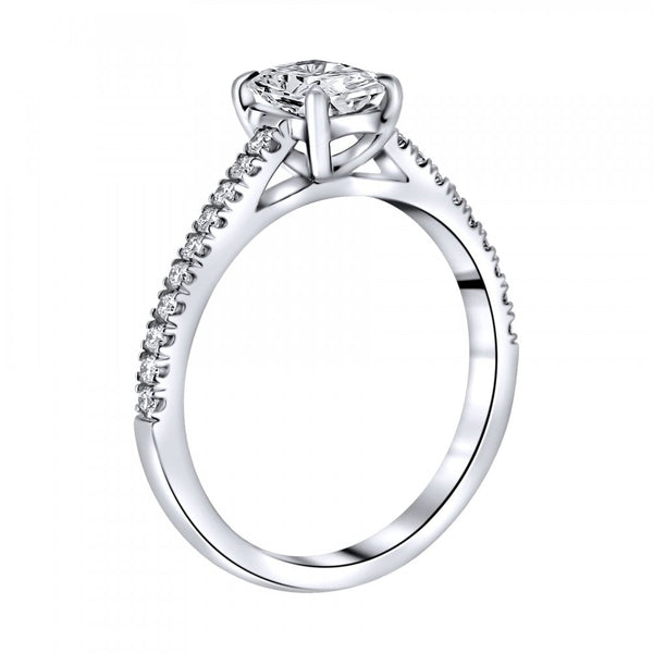 Lab grown platinum 0.72ct D VVS2 IGI radiant cut diamond ring