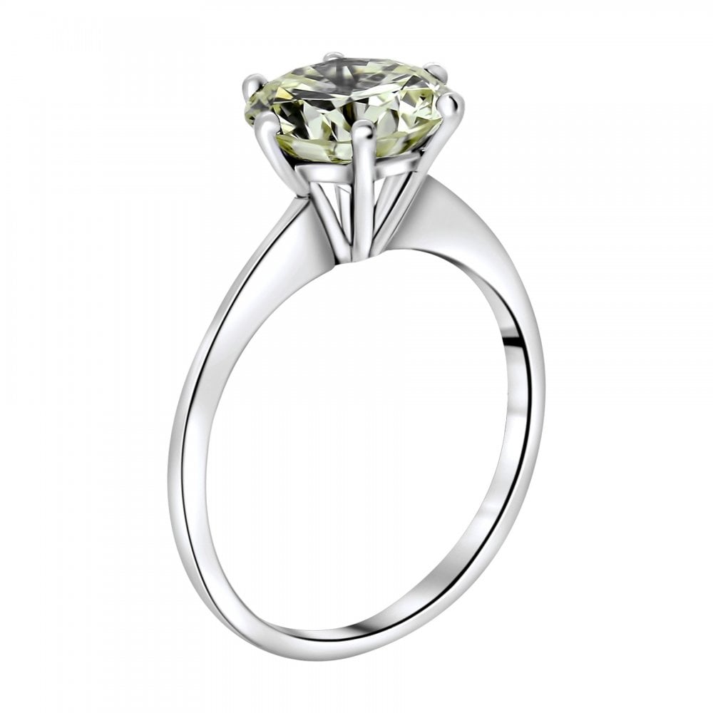 Preowed platinum 2.25ct round brilliant cut diamond ring