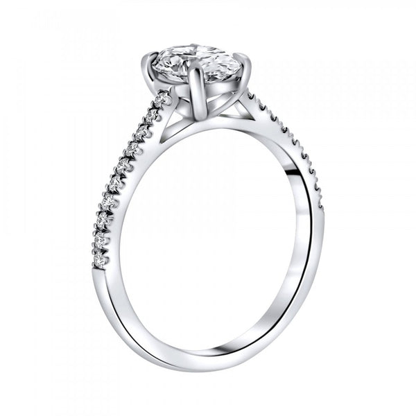 Lab grown platinum 1.09ct D VVS2 IGI oval cut diamond ring
