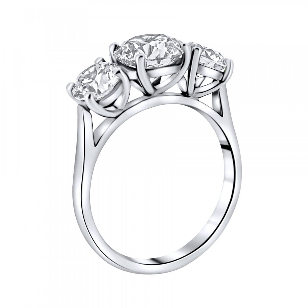 Platinum 3.03ct round brilliant cut diamond 3 stone ring