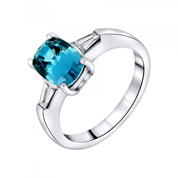 18ct white gold 3.73ct blue zircon & 0.23ct diamond 3 stone ring