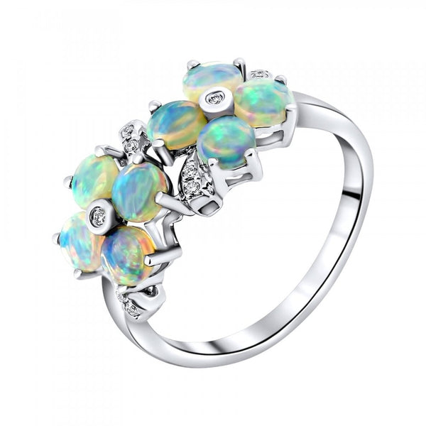 18ct white gold 1.17ct natural opal & 0.05ct diamond ring