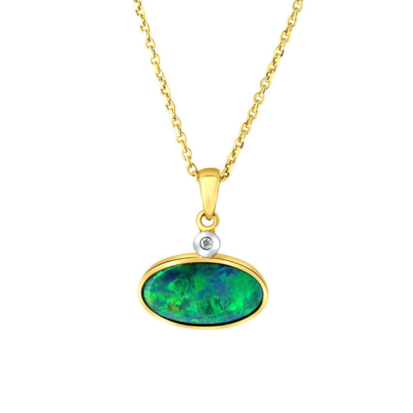 14ct yellow gold 2.73ct opal doublet & 0.01ct diamond pendant
