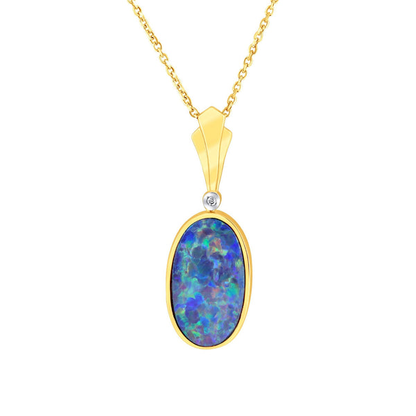 14ct yellow gold 4.68ct opal doublet & 0.02ct diamond pendant