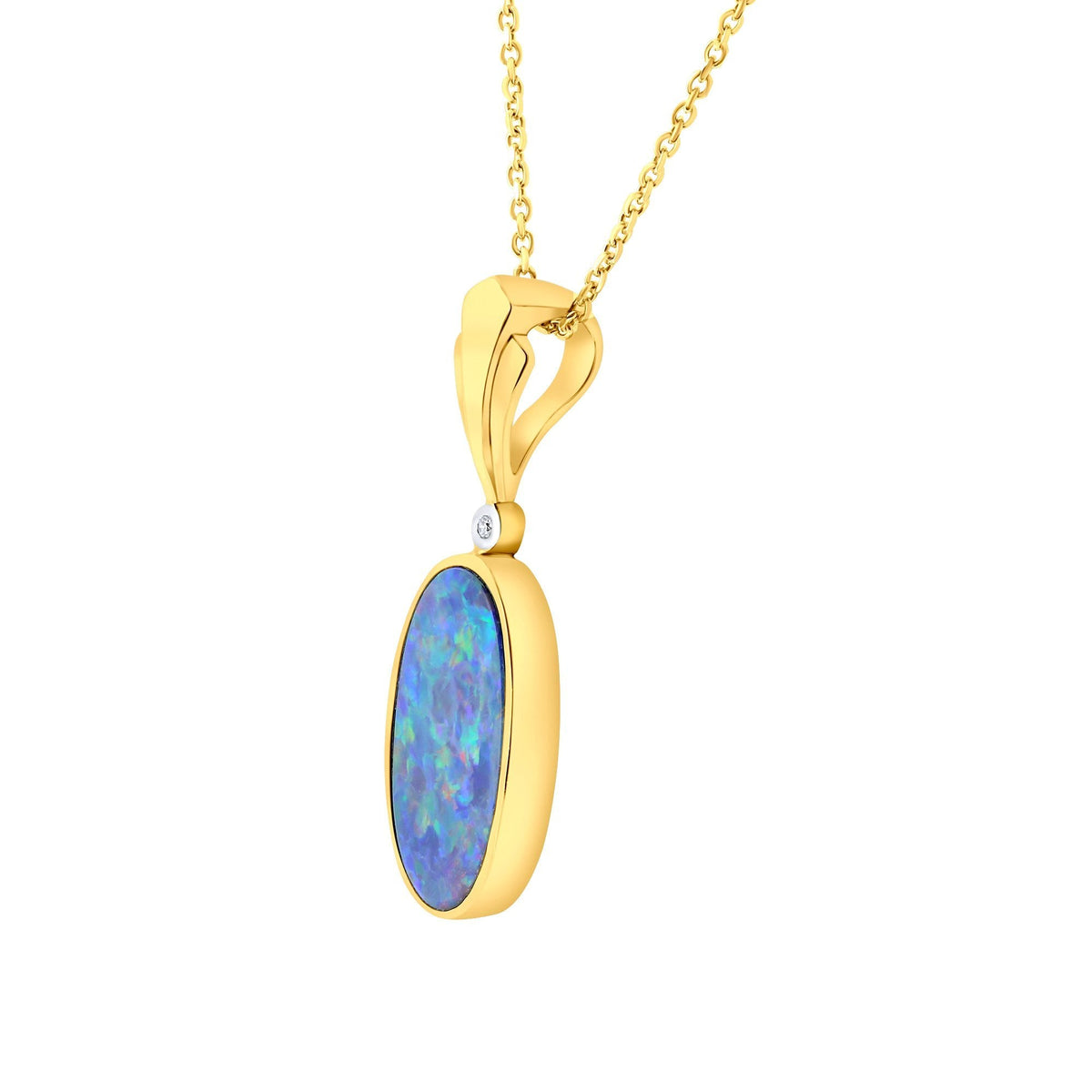 14ct yellow gold 4.68ct opal doublet & 0.02ct diamond pendant