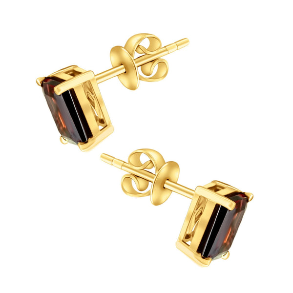 9ct yellow gold 7mm x 5mm emerald cut garnet stud earrings