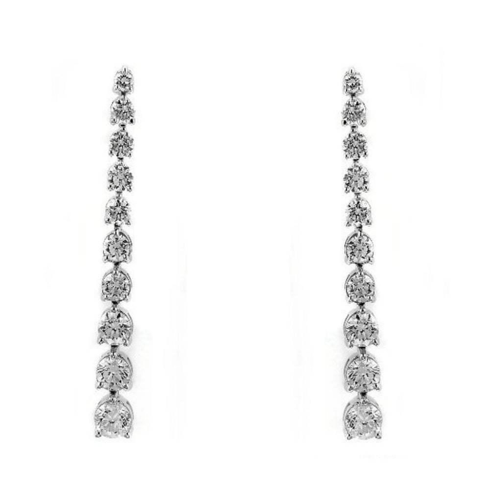 18ct white gold 2.19ct graduated diamond drop earrings