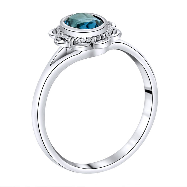 9ct white gold 7mm x 5mm London blue topaz ring