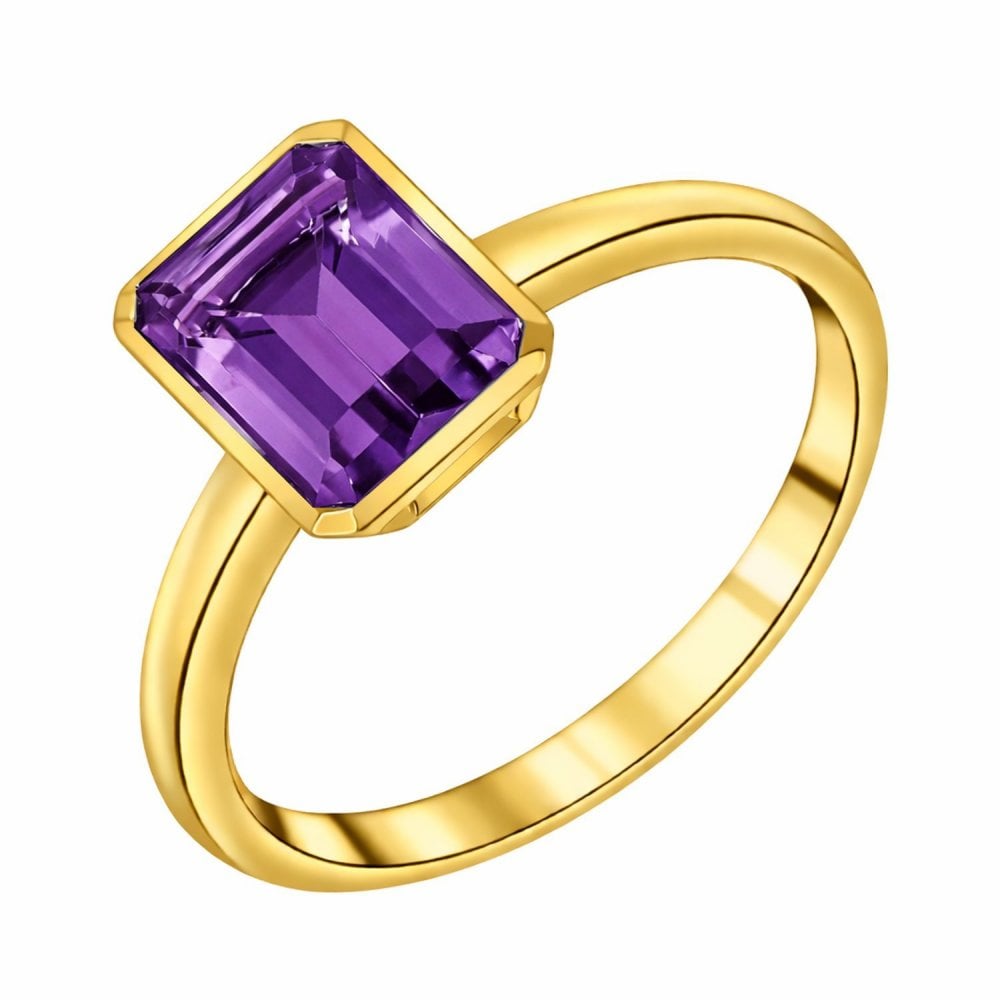 9ct yellow gold 8mm x 6mm amethyst ring
