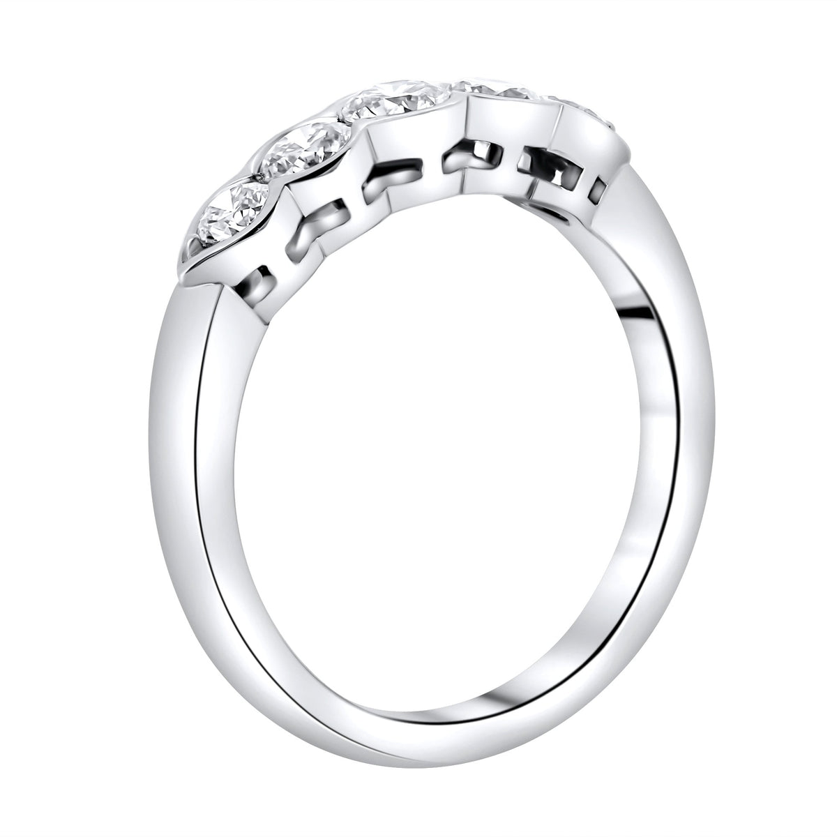 Platinum 0.75ct round brilliant cut 5 stone diamond ring