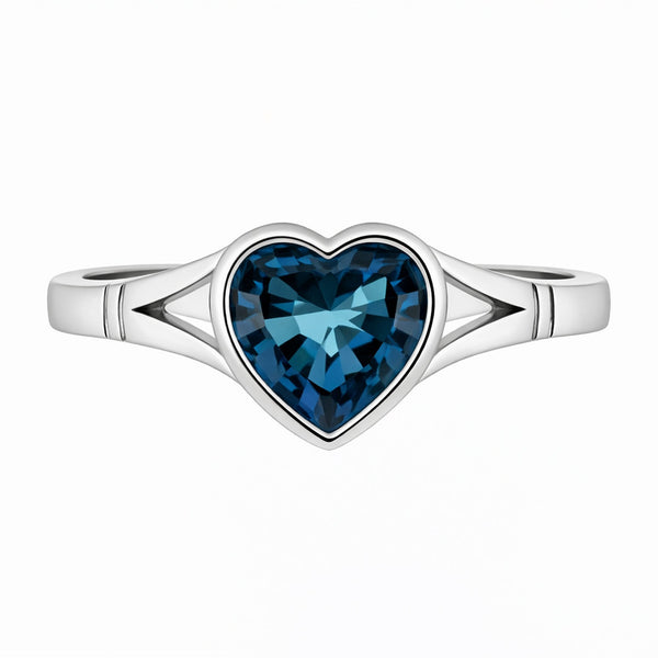 9ct white gold 8mm x 8mm heart cut London blue topaz ring