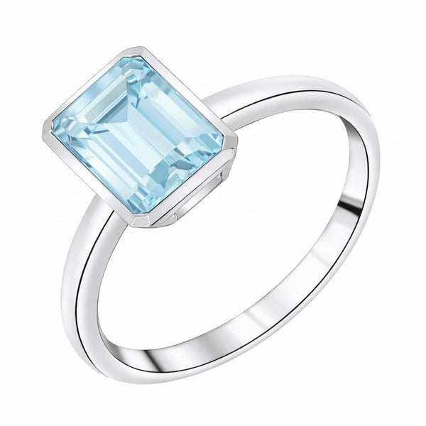 9ct white gold 9mm x 7mm aquamarine ring