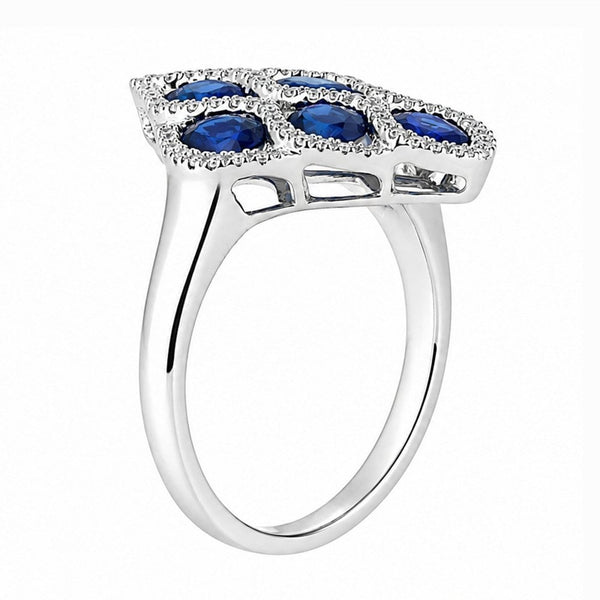 18ct white gold 2.65ct sapphire & 0.30ct diamond peacock ring